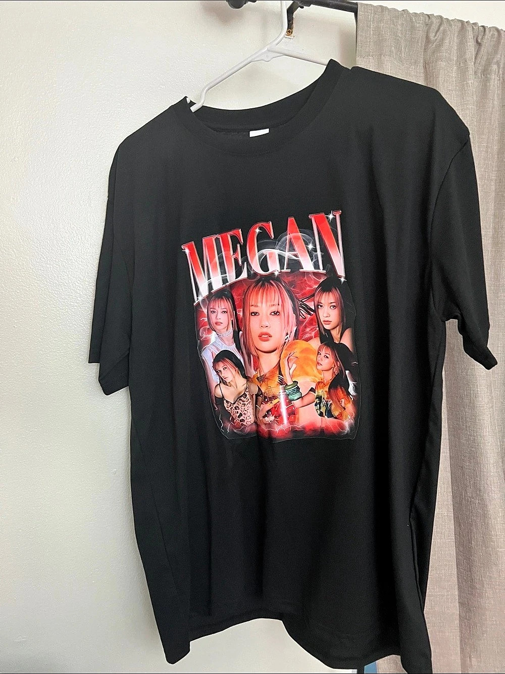 MEGAN from KATSEYE graphic tee Graphic Tee in Black & Red Like New Size Large